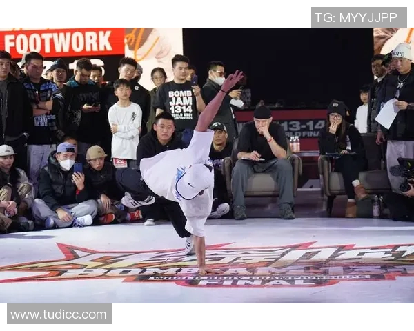 西安街舞队在滑板精英赛中的节奏表现分析与点评